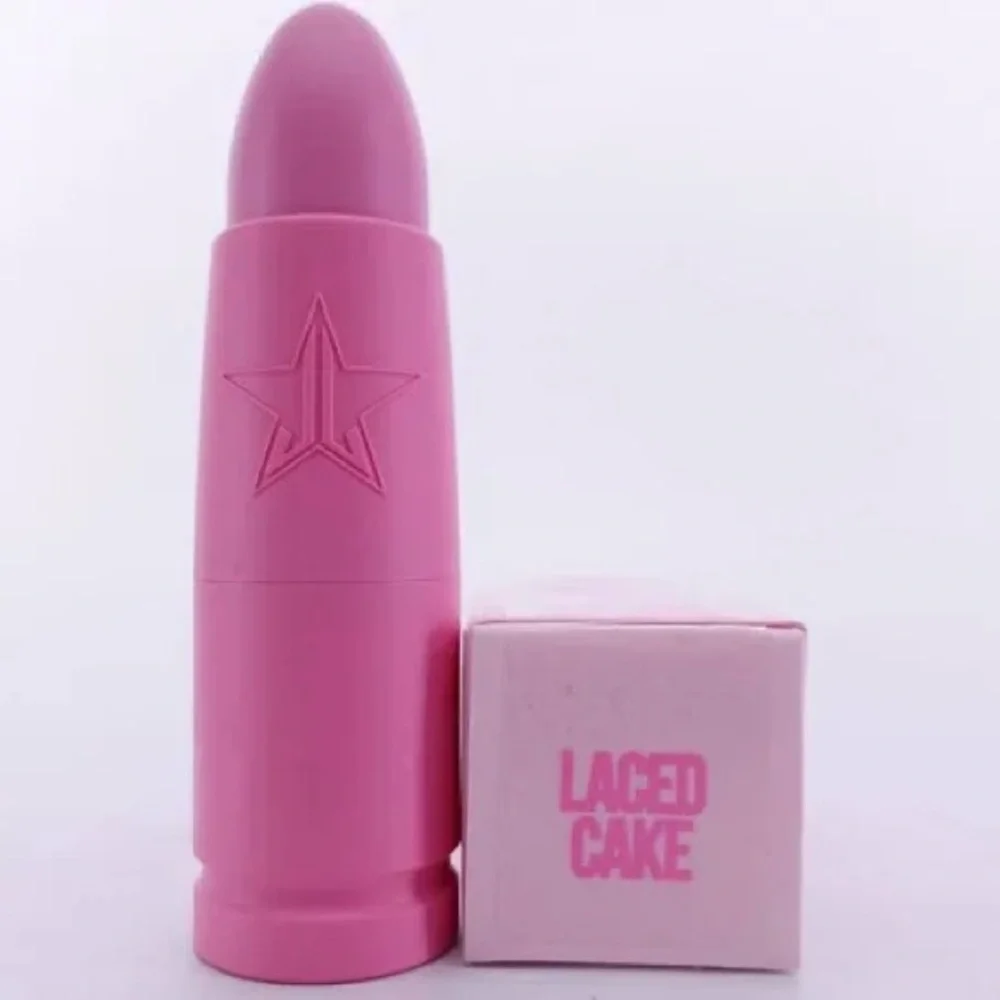 Velvet Trap Laced Cake Lipstick by Jeffree Starr